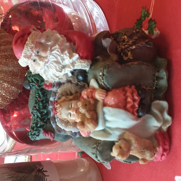 K's Collection Santas in Action- Set of 3 - Picture 3 of 12